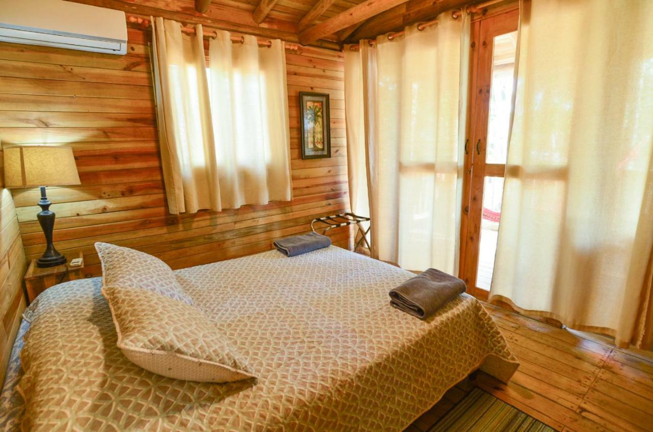 Hotel Oasis & Surf Camp Санта-Каталина Экстерьер фото