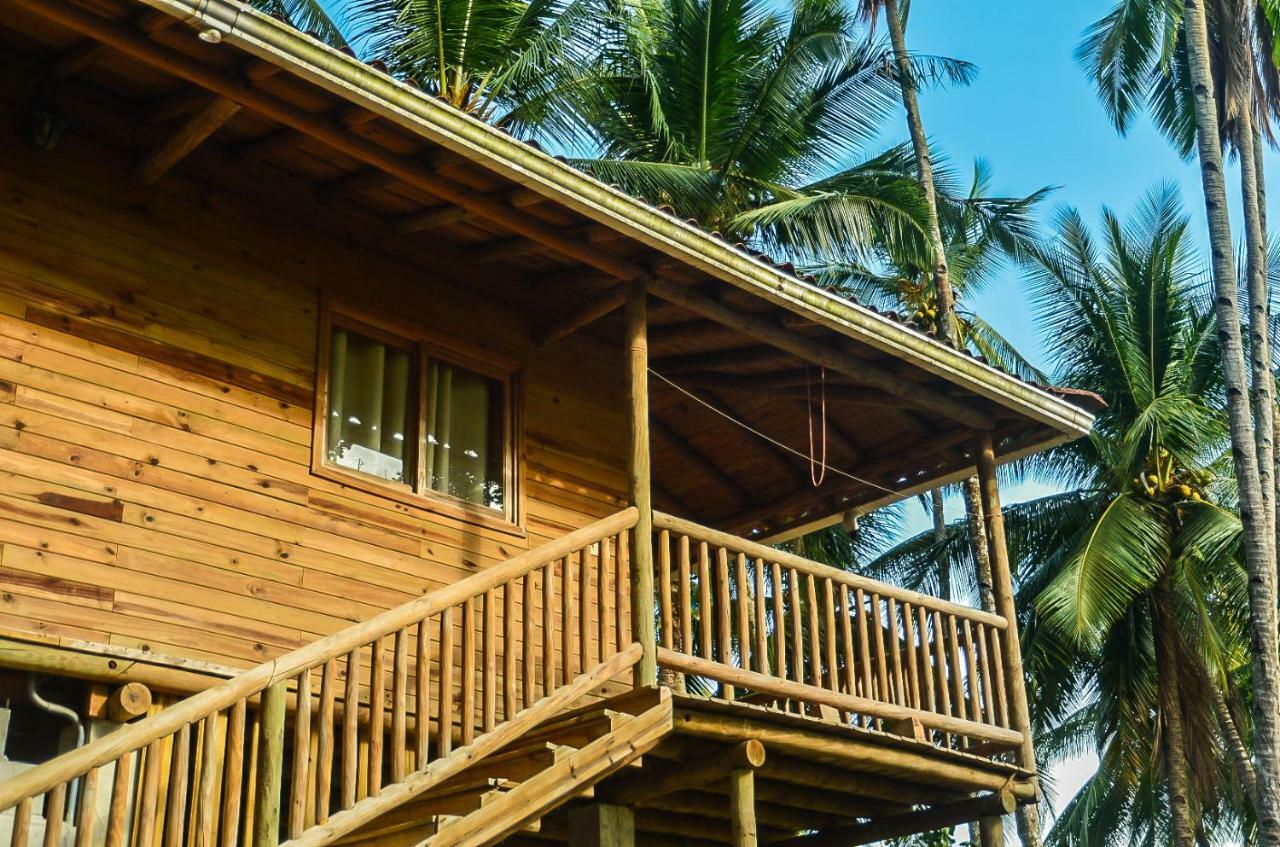 Hotel Oasis & Surf Camp Санта-Каталина Экстерьер фото